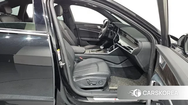 Audi A6 (C8) 2019 Черный из Кореи, фото 2