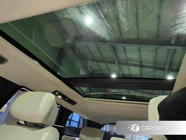 Land Rover Range Rover 5th Generation 2025 Черный из Кореи, фото 2