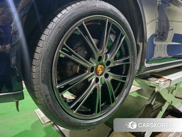 Porsche Panamera (971) 2020 Синий из Кореи, фото 2