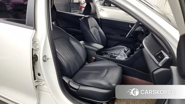 Kia The New K5 2nd generation 2018 Белый из Кореи, фото 2