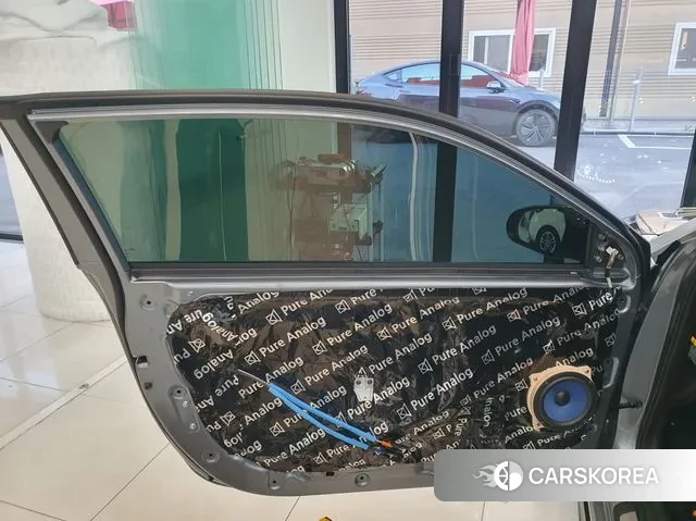 Hyundai Veloster (JS) 2020 Темно-зеленый из Кореи, фото 2