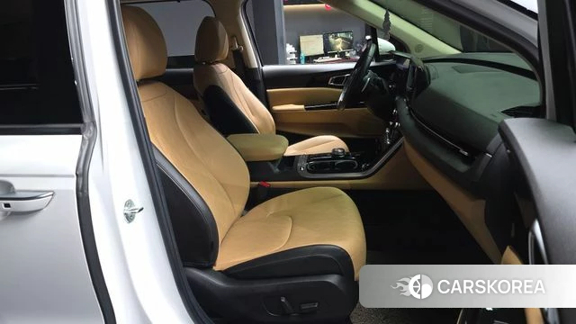 Kia Carnival 4th generation 2022 Белый из Кореи, фото 2