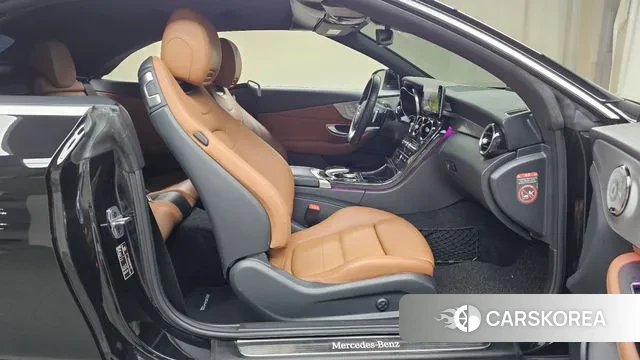 Mercedes-Benz C-Class W205 2019 Черный из Кореи, фото 2