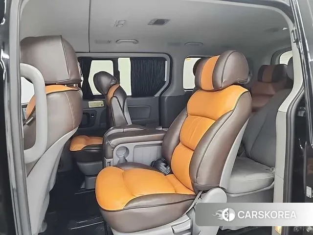 Hyundai The New Grand Starex 2018 Черный из Кореи, фото 2