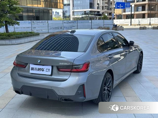 BMW 3 series 2023 Серебристо-серый из Китая, фото 2