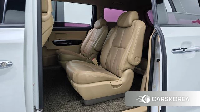Kia The New Carnival 2018 Белый из Кореи, фото 2