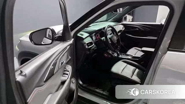 Chevrolet (GM Daewoo) Trailblazer 2021 Белый из Кореи, фото 2