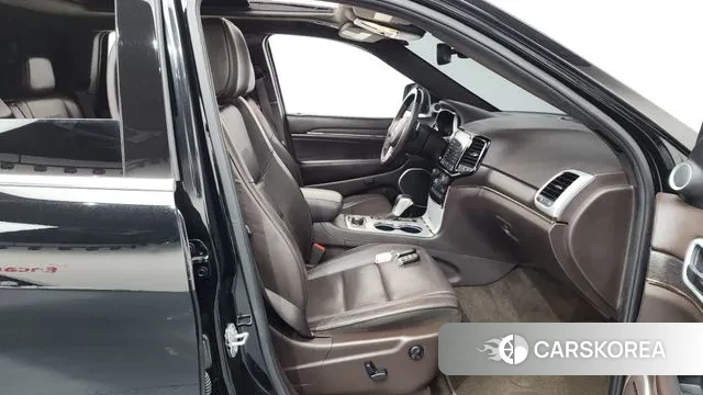 Jeep Grand Cherokee 2019 Черный из Кореи, фото 2