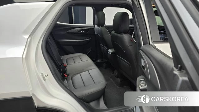 Chevrolet (GM Daewoo) Trailblazer 2023 Белый из Кореи, фото 2