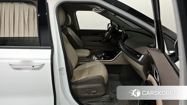 Kia Carnival 4th generation 2023 Белый из Кореи, фото 2