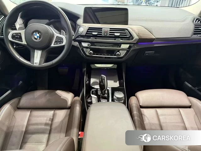 BMW X3 2021 Черный из Китая, фото 2