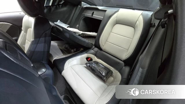 Ford Mustang 7th Generation 2024 Серый из Кореи, фото 2