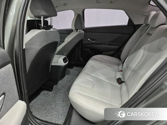 Hyundai Avante Hybrid (CN7) 2023 Серый из Кореи, фото 2