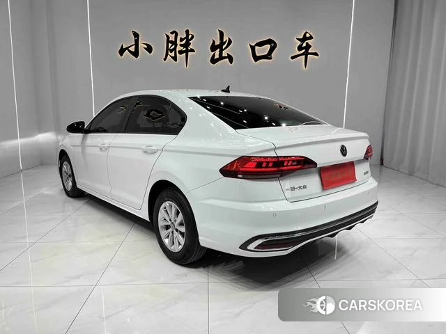 Volkswagen Bora 2023 Белый из Китая, фото 2