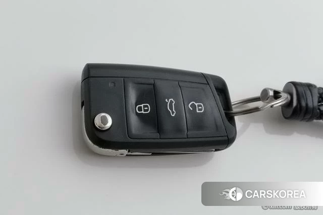 Skoda Octavia 2018 Белый из Китая, фото 2