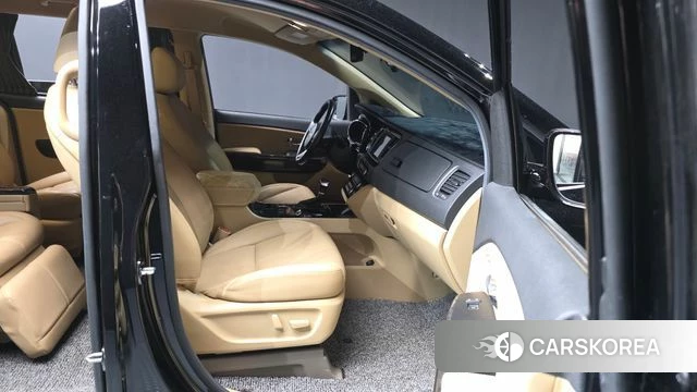Kia The New Carnival 2019 Черный из Кореи, фото 2