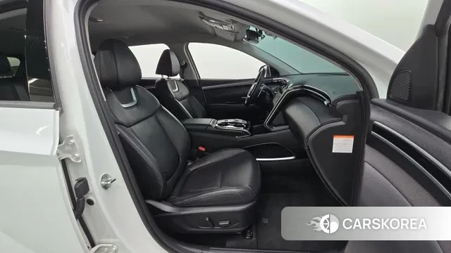 Hyundai Tucson Hybrid (NX4) 2021 Белый из Кореи, фото 2