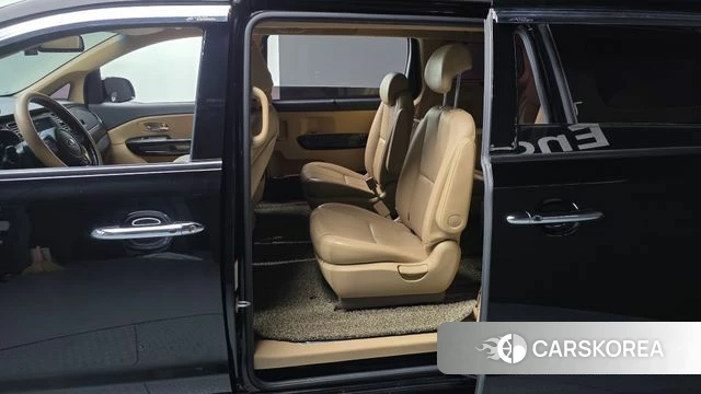 Kia The New Carnival 2019 Черный из Кореи, фото 2