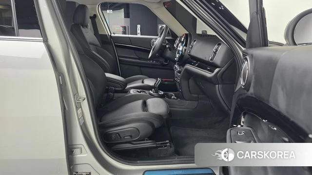 Mini Cooper Countryman 2024 Серебряный двухцветный из Кореи, фото 2