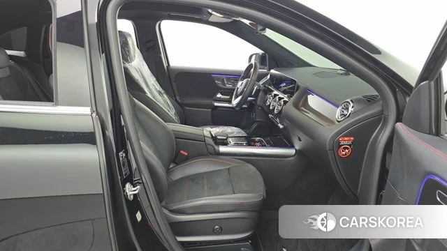 Mercedes-Benz GLA - Class H247 2020 Черный из Кореи, фото 2