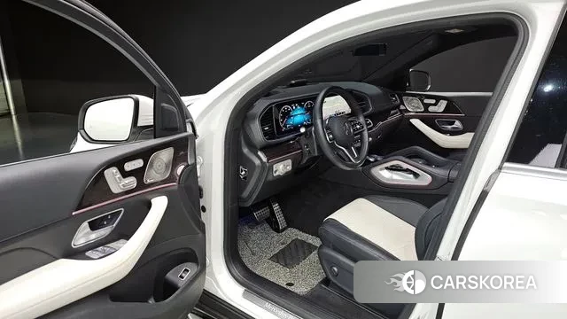 Mercedes-Benz GLE-Class W167 2023 Белый из Кореи, фото 2