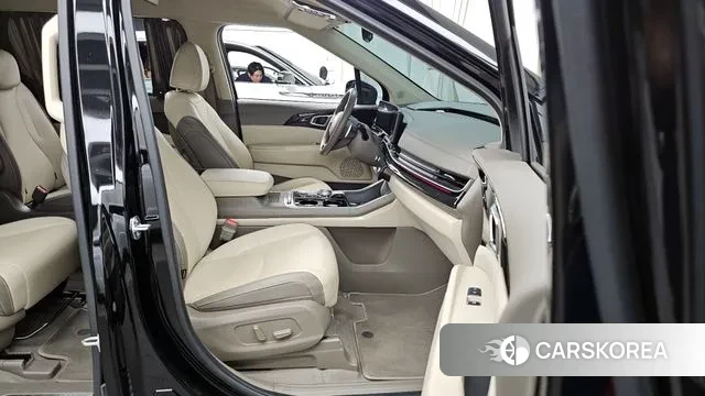 Kia The New Carnival 4th Generation 2024 Черный из Кореи, фото 2