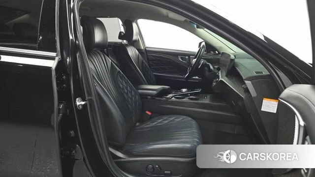 Kia K8 Hybrid 2022 Черный из Кореи, фото 2