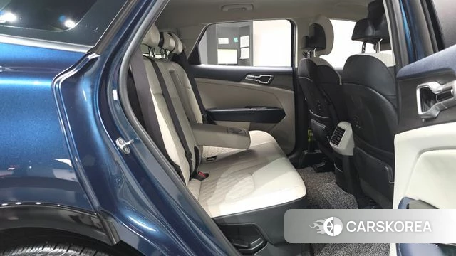 Kia Sportage 5th Generation Hybrid 2022 Синий из Кореи, фото 2