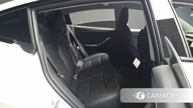 Tesla Model 3 2025 Белый из Кореи, фото 2