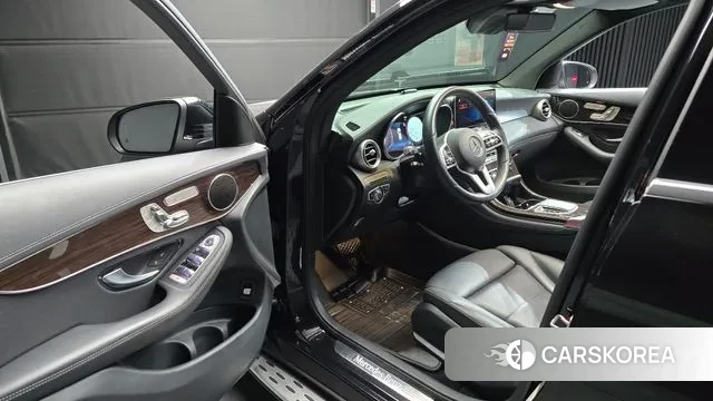 Mercedes-Benz GLC-Class X253 2020 Черный из Кореи, фото 2