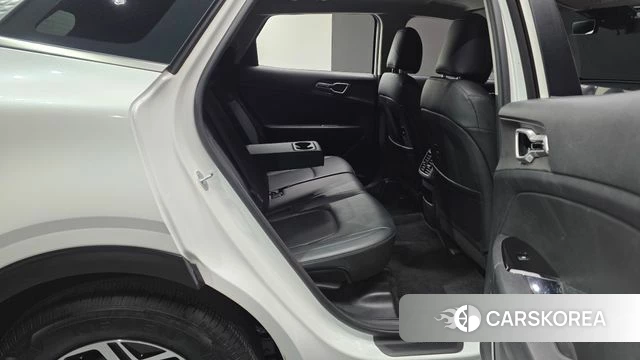 Kia Sportage 5th Generation 2022 Белый из Кореи, фото 2