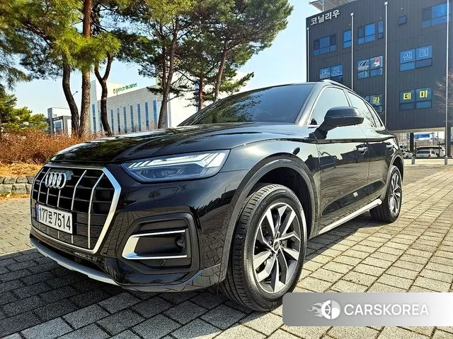 Audi Q5 (FY) 2023 Черный из Кореи, фото 2