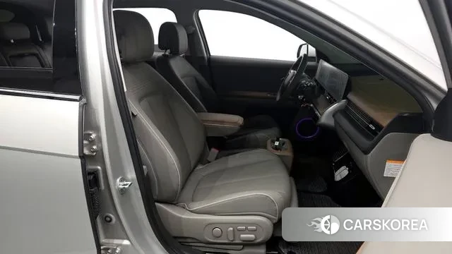 Hyundai Ionic 5 2021 Серебристо-серый из Кореи, фото 2