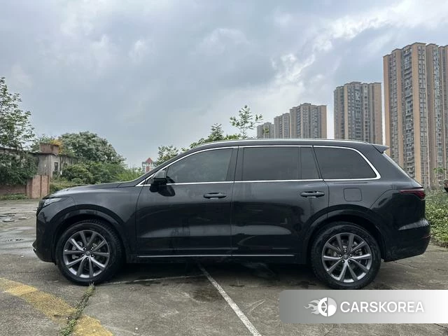 Ideal car Ideal ONE 2021 Черный из Китая, фото 2