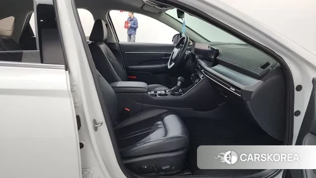 Hyundai Sonata D Edge (DN8) 2023 Белый из Кореи, фото 2