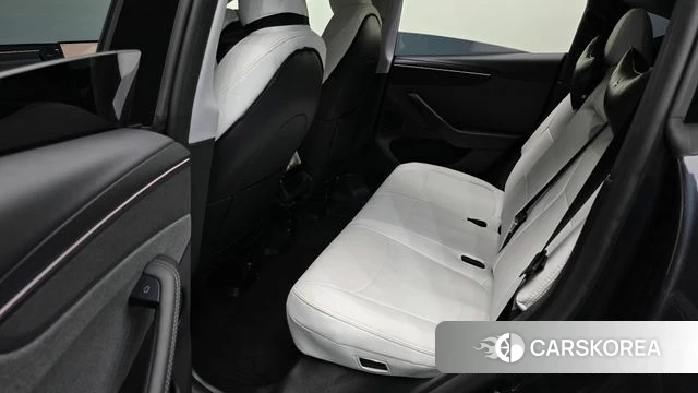 Tesla Model Y 2025 Серый из Кореи, фото 2