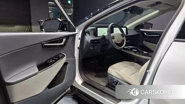 Kia EV6 2022 Белый из Кореи, фото 2