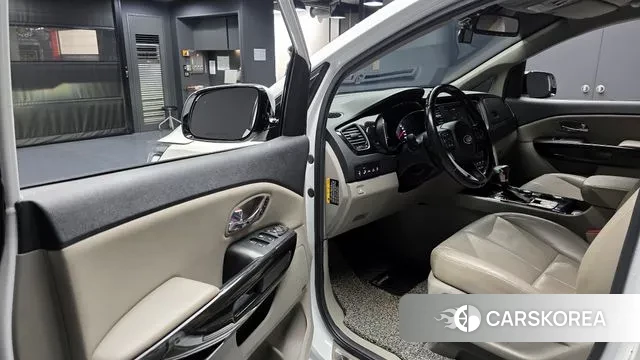 Kia The New Carnival 2018 Белый из Кореи, фото 2