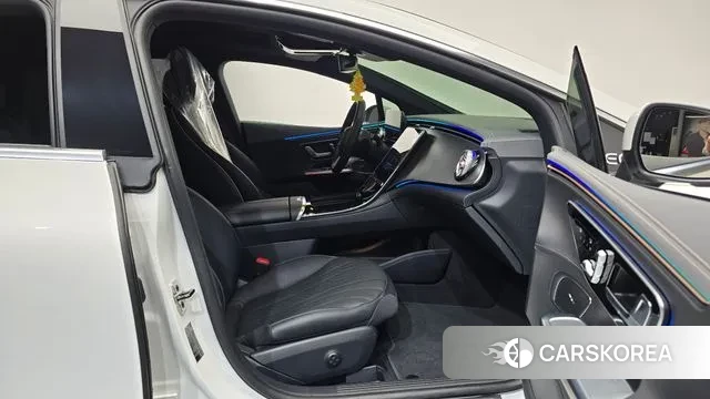 Mercedes-Benz EQE V295 2024 Белый из Кореи, фото 2