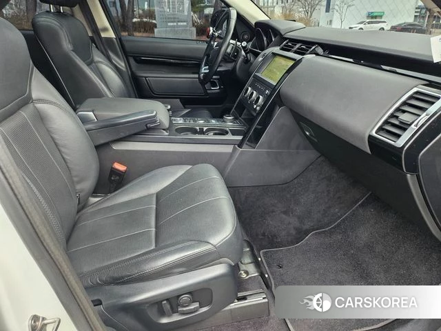 Land Rover Discovery 5 2018 Белый из Кореи, фото 2