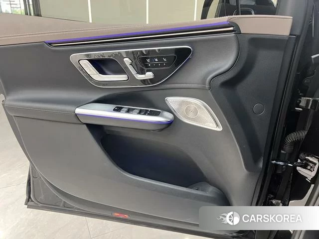 Mercedes-Benz EQE SUV 2025 Черный из Китая, фото 2