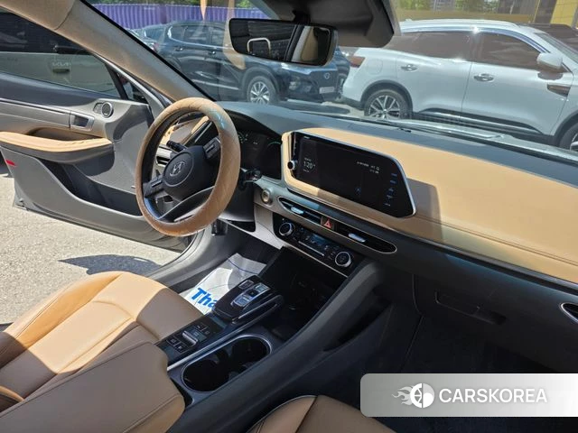 Hyundai Sonata (DN8) 2022 Светло-серебряный цвет из Кореи, фото 2