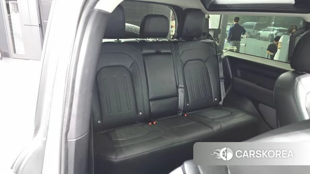 Land Rover Defender (L663) 2021 Серебряный из Кореи, фото 2