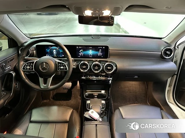 Mercedes-Benz A-Class W177 2020 Белый из Кореи, фото 2