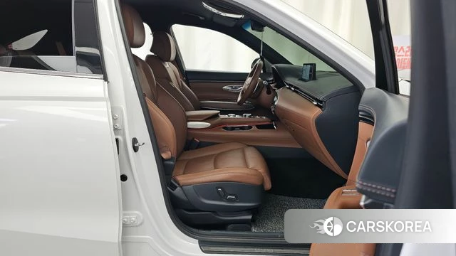 Genesis GV70 2021 Белый из Кореи, фото 2