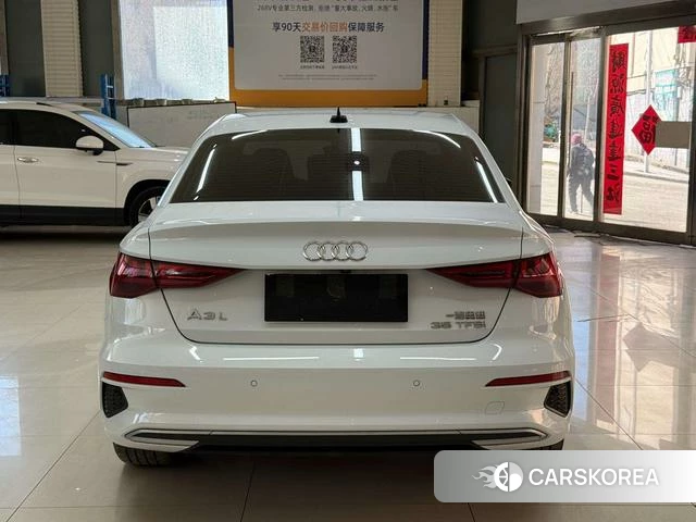 Audi A3 2022 Белый из Китая, фото 2