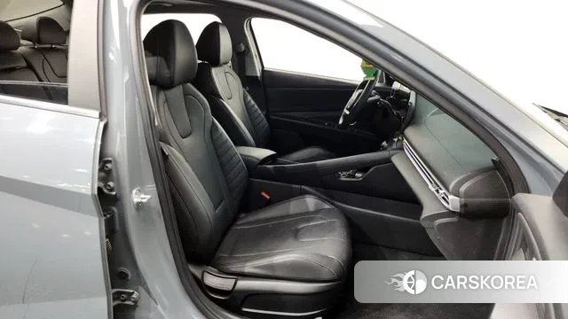 Hyundai Avante (CN7) 2020 Серебристо-серый из Кореи, фото 2