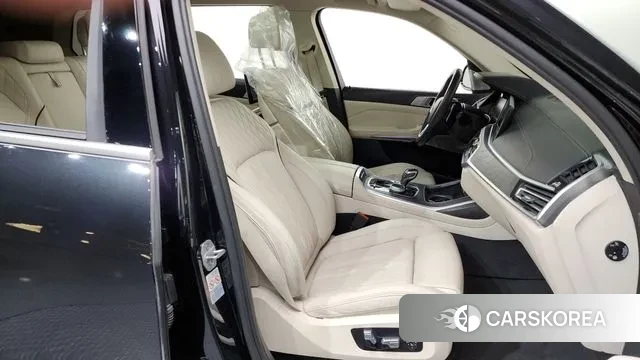 BMW X7 (G07) 2022 Черный из Кореи, фото 2