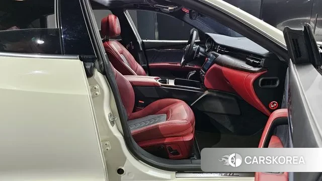 Maserati Quattroporte 2019 Белый из Кореи, фото 2