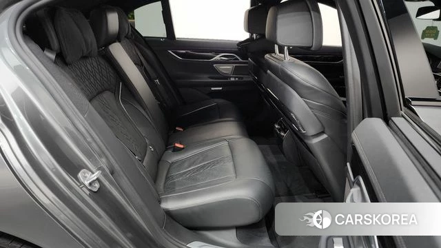 BMW 7 Series (G11) 2018 Серый из Кореи, фото 2